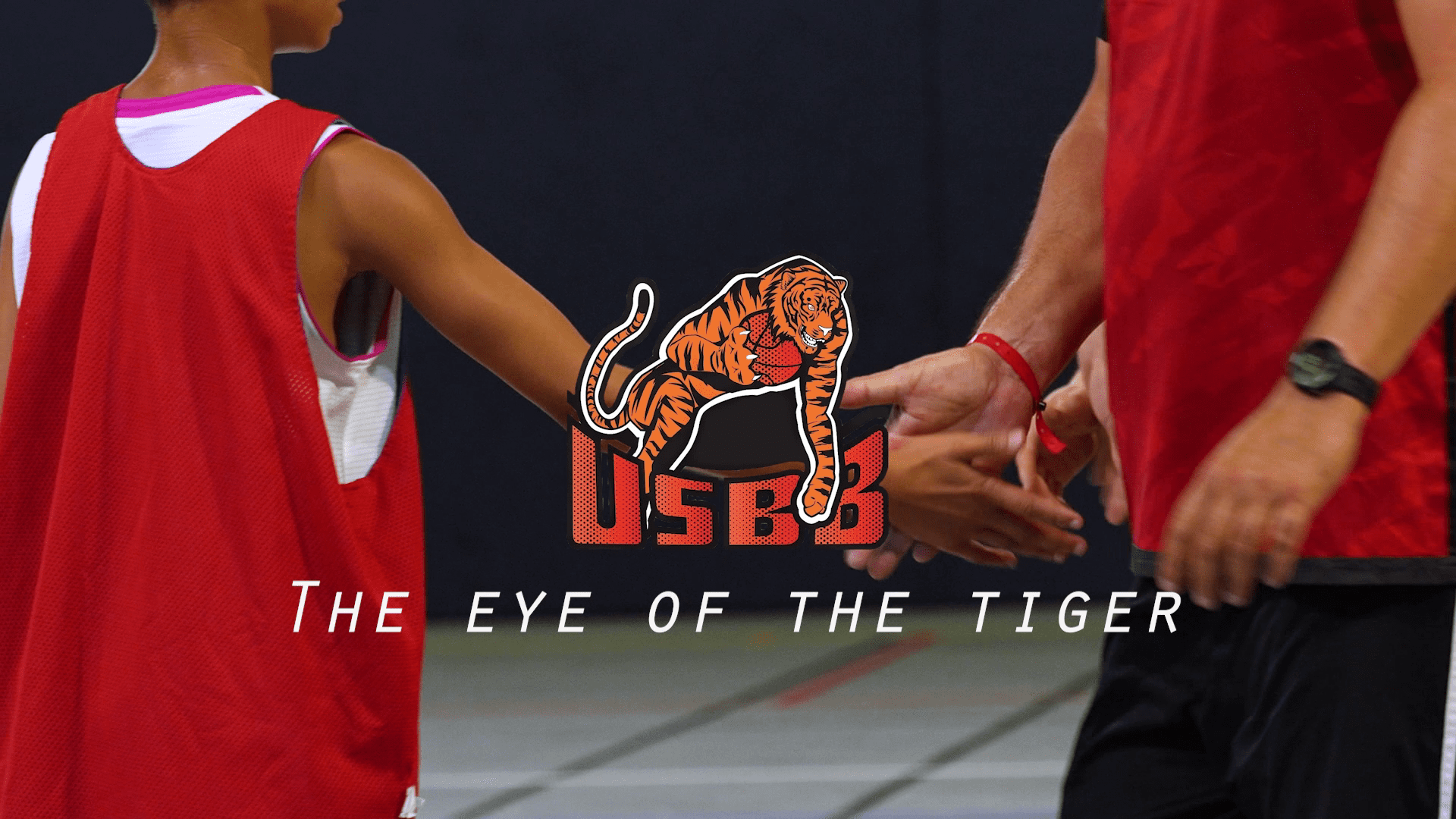 Vol de drone FPV en intérieur lors de l'entraînement de l'US Basket Bassillacois